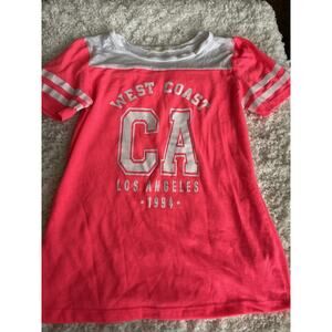 Occasion girls sz. L pink “ west coast Los Angeles” armband tee. Cute